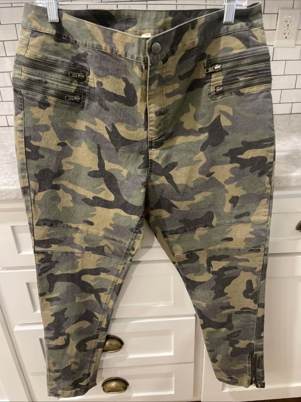 Umgee Camo Pants Womens‎ XL Olive On the Move Stretch New Tags Skinny Camouflage